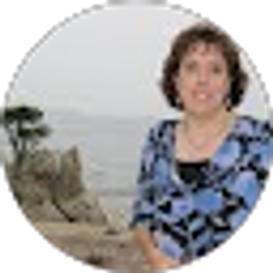 Profile photo of Michelle Roeder