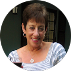 Profile photo of Michaelyn Pasquarelli