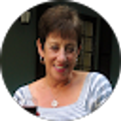 Profile photo of Michaelyn Pasquarelli