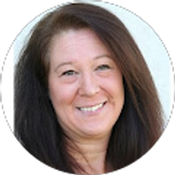 Profile photo of Renee Kirschenmann