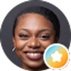 Profile photo of Nia Hodge