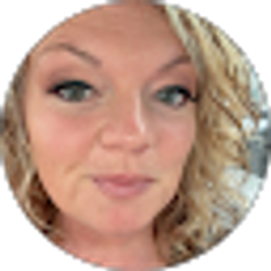 Profile photo of Jennifer Smith