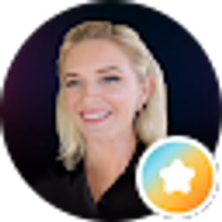 Profile photo of Sarah Wallace