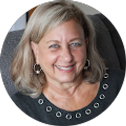 Profile photo of Laurie Spoon