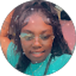 Profile photo of Queen Hennessey