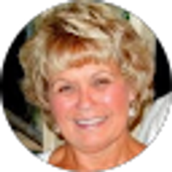 Profile photo of Lynne Wetzel