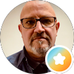 Profile photo of Luis Navarro