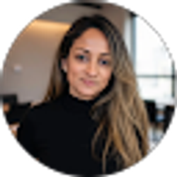 Profile photo of Juliana R.
