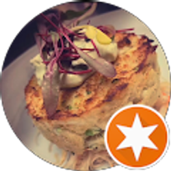 Profile photo of Chef Roe