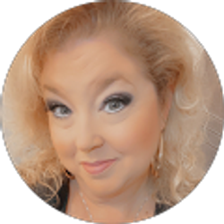 Profile photo of Debi Miles