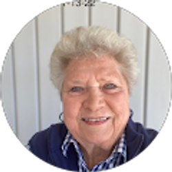 Profile photo of Sandy Beatty