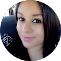 Profile photo of Yessy Perez