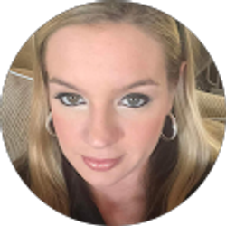 Profile photo of Julia Santry-Giametta