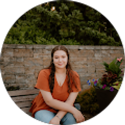 Profile photo of kaya howle