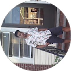 Profile photo of Víctor Lebron