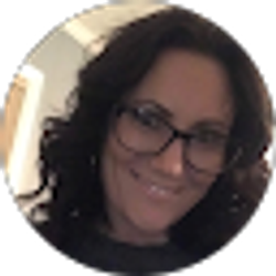 Profile photo of Amy Lenart