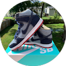 Profile photo of louie