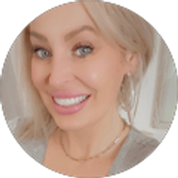 Profile photo of Jen Ciptak