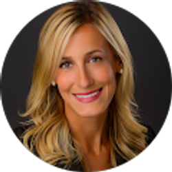 Profile photo of Courtney Logli