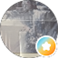 Profile photo of Silver Sneaker