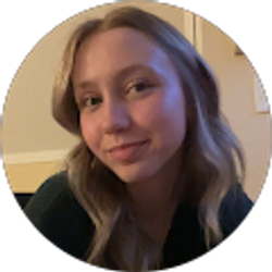 Profile photo of Chloe Miller