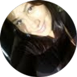 Profile photo of Yesenia Santana