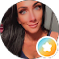 Profile photo of Lindsay Burnett
