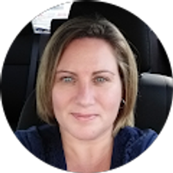 Profile photo of Lisa Osborne