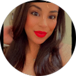 Profile photo of Mayra Delao