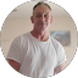 Profile photo of Thomas
