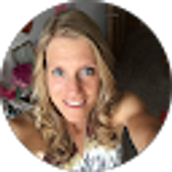 Profile photo of LeeAnn Erdmann