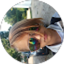 Profile photo of Shari Smith