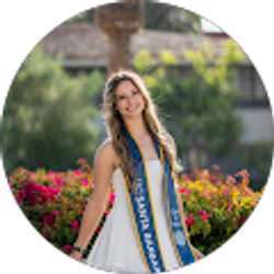 Profile photo of Olivia Lee