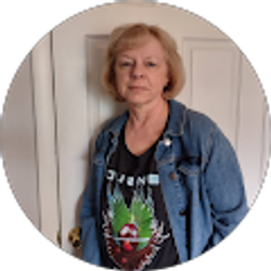 Profile photo of Nancy Heiliger