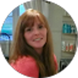 Profile photo of Liz Thien