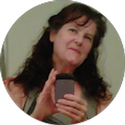 Profile photo of Linda Curtis