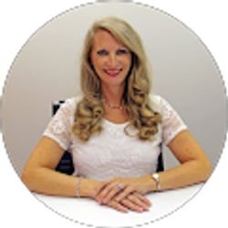 Profile photo of Jennifer Pinto