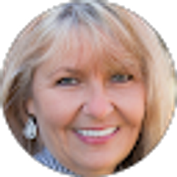 Profile photo of Carolyn Snyder