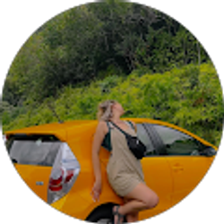 Profile photo of Rachel Hendry