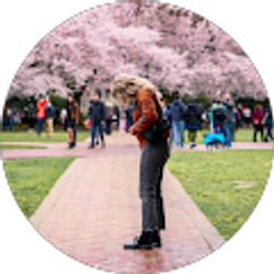 Profile photo of Theresa Bloomberg