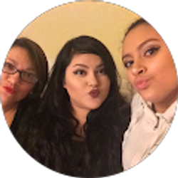 Profile photo of Laura Zamora