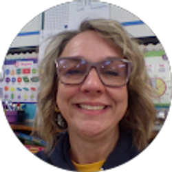 Profile photo of Olivia Holstein
