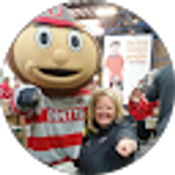 Profile photo of Laura Arnett