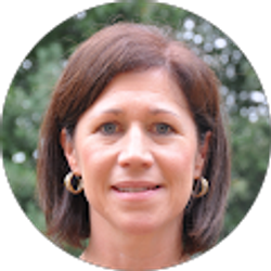 Profile photo of Vicki Hurlebaus