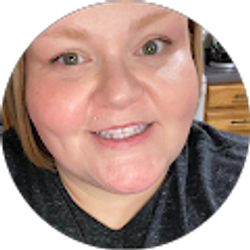 Profile photo of Leslie