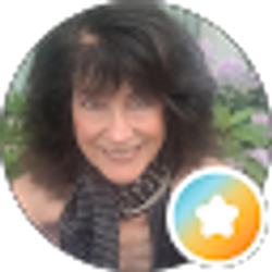 Profile photo of Loulou Smiley
