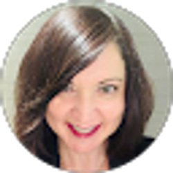 Profile photo of Amanda Reiner