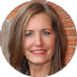 Profile photo of April McBroom