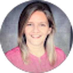 Profile photo of Julia Lezcano