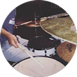 Profile photo of Eli Quezada